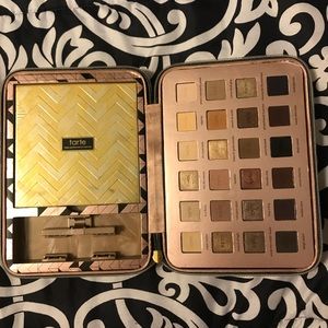 Tarte Holiday Collection Eye Palette